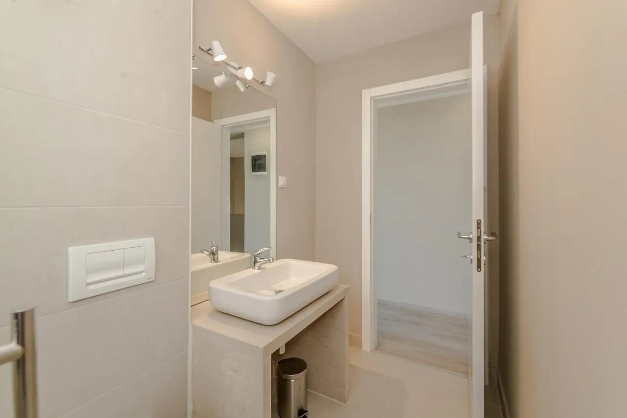 Apartment Amazing Island Povljana