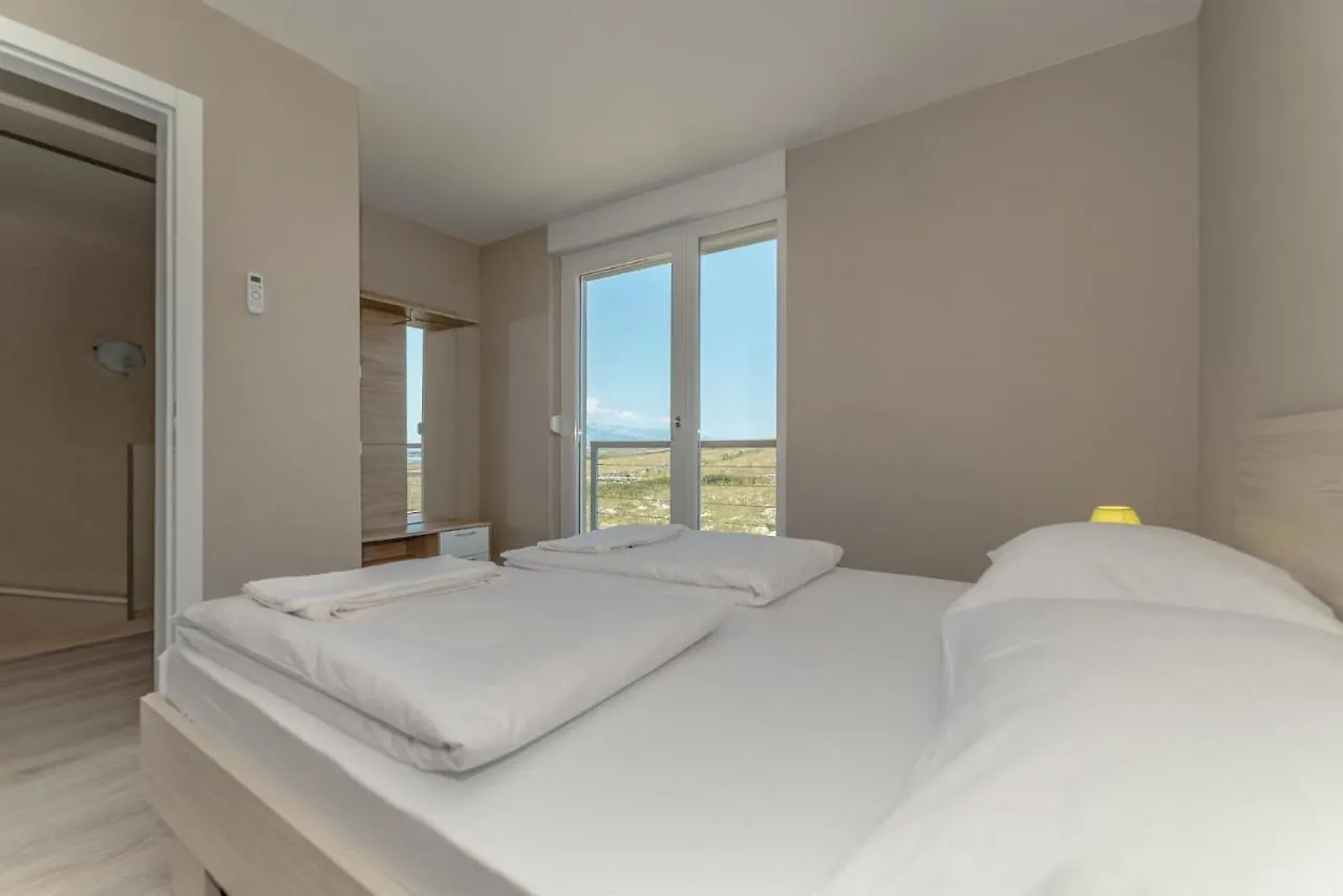 Apartment Amazing Island Povljana