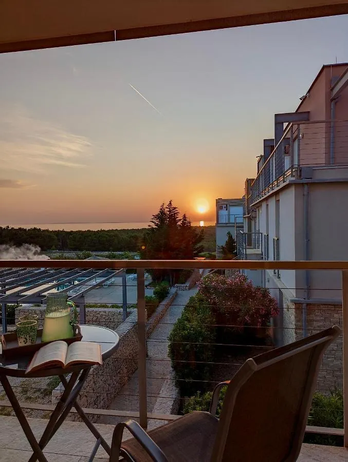 Apartment Amazing Island Povljana